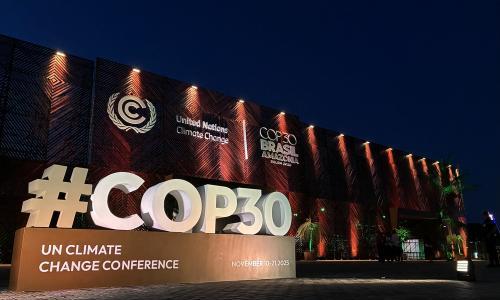 吉利亮相COP30,以全链路低碳实践为全球气候治理贡献中国方案