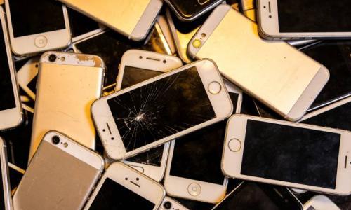 旧手机回收"一天一价",十年旧机涨幅近8倍